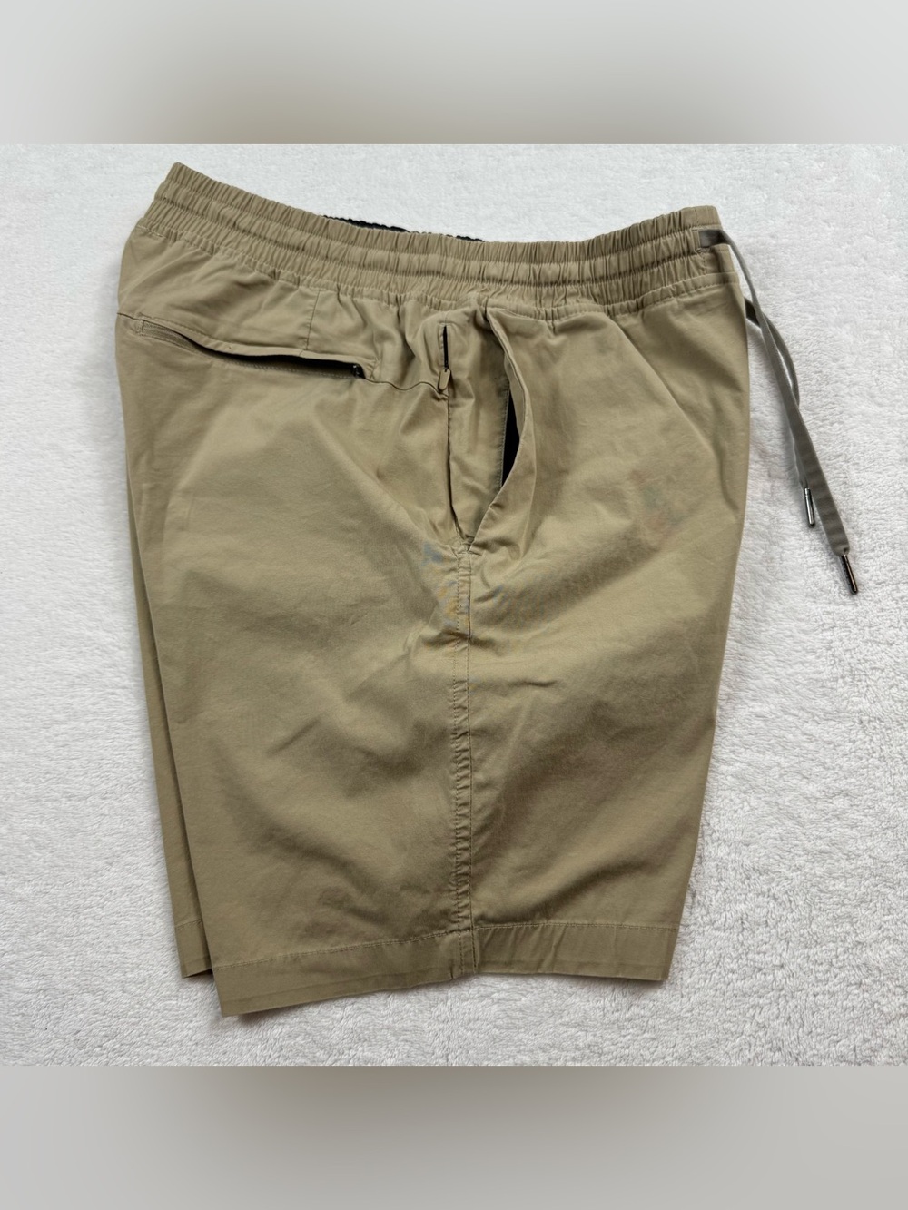 Lululemon Bowline shorts men’s size M brown 7” stretch cotton versatwill LM7AAPS